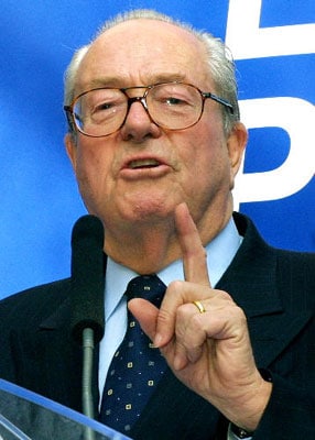 La conférence de presse internationale de Jean-Marie Le Pen
