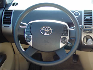 prius-steering-wheel-313.jpg