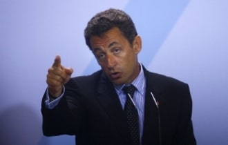 Nicolas Sarkozy attaque la BCE et l’Eurogroupe !!