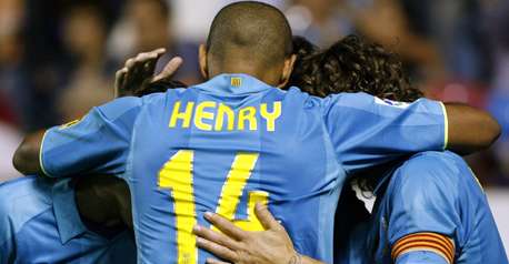 Thierry Henry : tout simplement le coup du chapeau !!