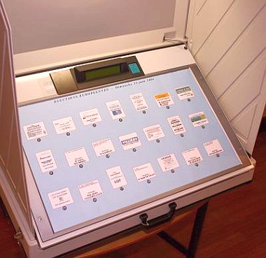 Machines à voter, Machines à tricher ?