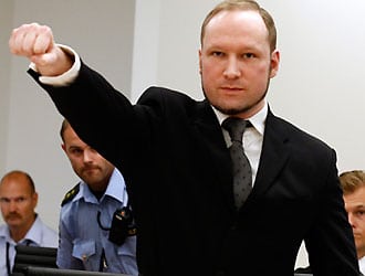 Breivik condamné à  21 années de prison , peine maximale en Norvège.