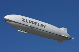 Une balade aérienne en Zeppelin dans le ciel d’Ile de France.
