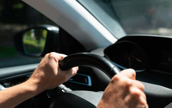 Bien choisir sa voiture d’occasion : un achat malin pour allier budget et fiabilité